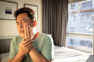Middle,Aged,Man,Suffering,From, jaw pain